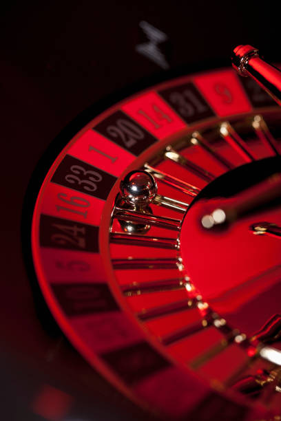 Pot settlement showing winning hand and payout Pot settlement and hand ranking display